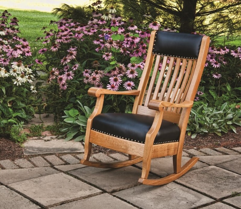 142 GR30 Grandmas Rocking Chair Black Leather Outdoors 800x800 1