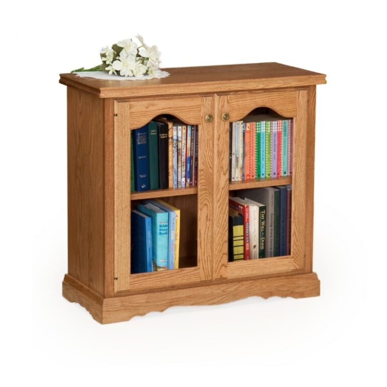 Traditional 30" Bookcase With Doors