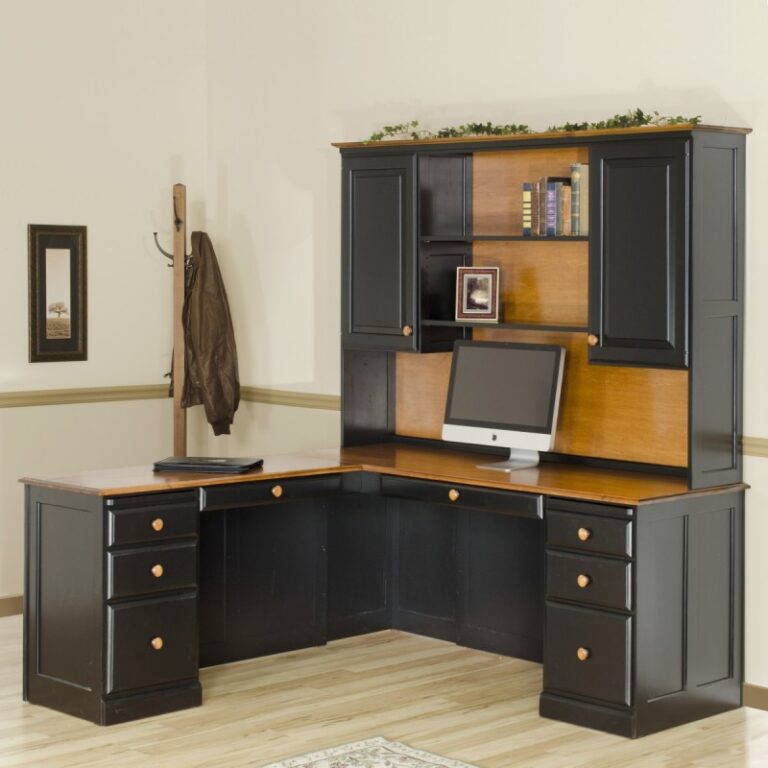 77" x 30" Traditional Corner Desk & Hutch