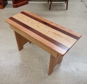 Custom Farm Bench Image