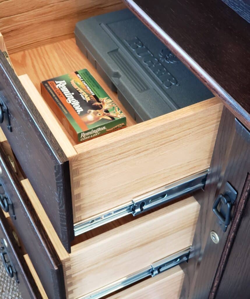 402 220 Drawer Detail