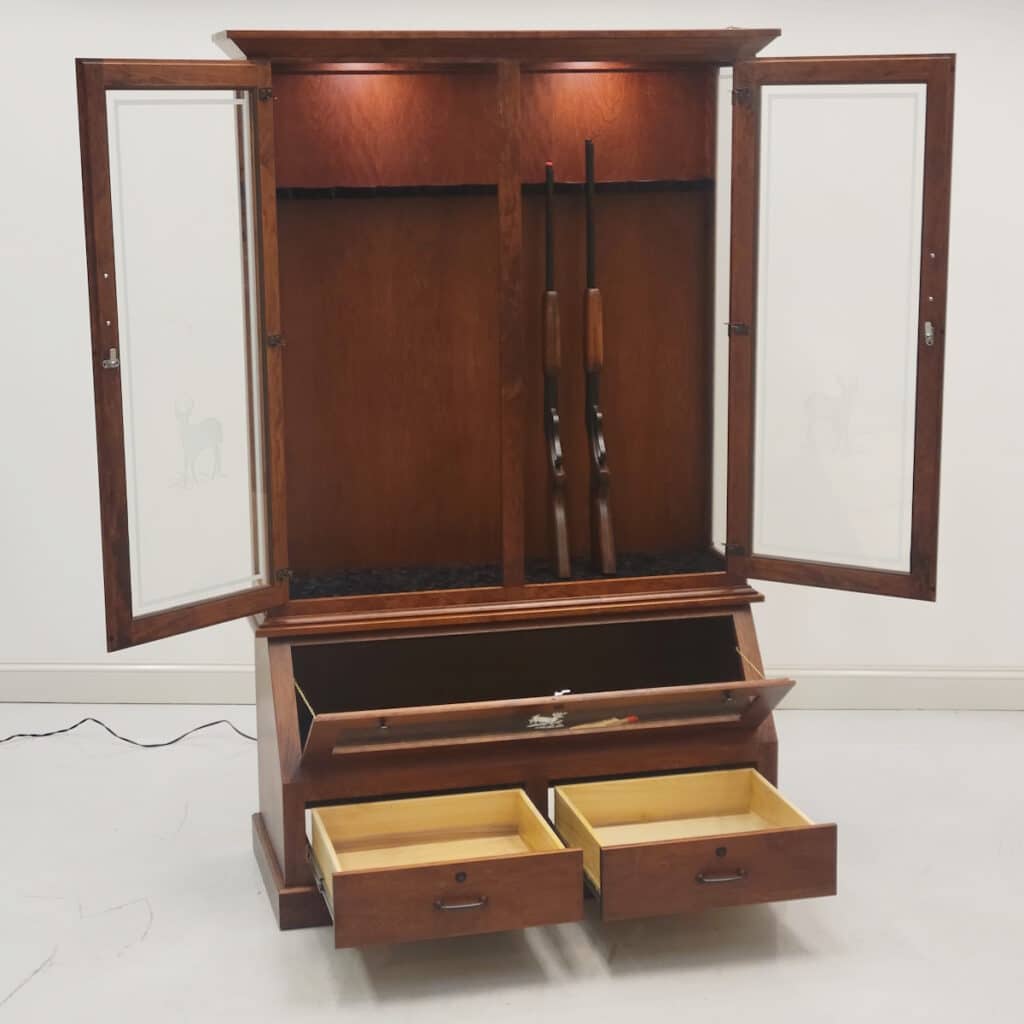 248 5027 Sap Cherry Roosevelt 10 Gun Cabinet Open