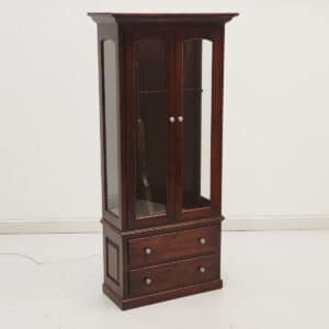 402 108 Maple Hudson River Gun Cabinet 227 Rich Cherry